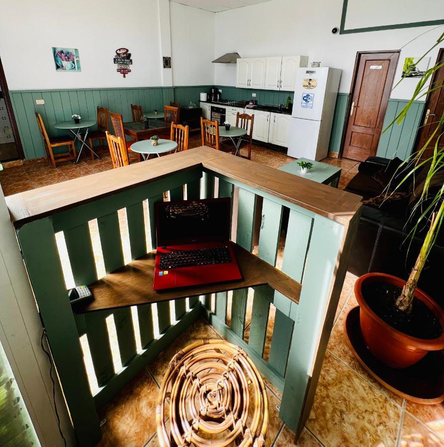 El Jardin De Iris Bed & Breakfast Santa Cruz de Tenerife Exterior photo
