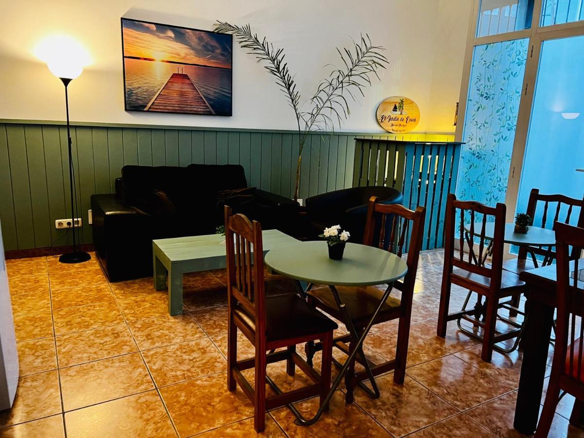 El Jardin De Iris Bed & Breakfast Santa Cruz de Tenerife Exterior photo